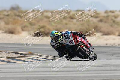 media/Oct-04-2025-CVMA (Sat) [[408bcdd6e4]]/Race 4-Formula Middleweight (Holeshot)/